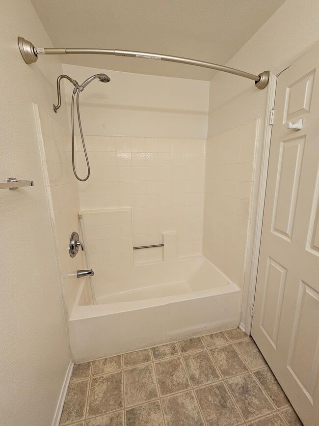 Building Photo - Gated Community~$2,595~ 2 Bed/2.5 Bath End Unit Townhome.