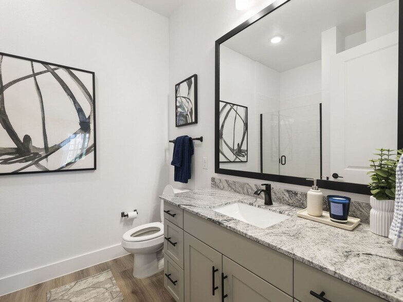 Building Photo - 2090 Raider Way