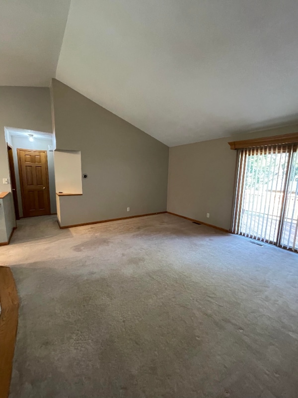 Building Photo - 6407 Carpenter Ave