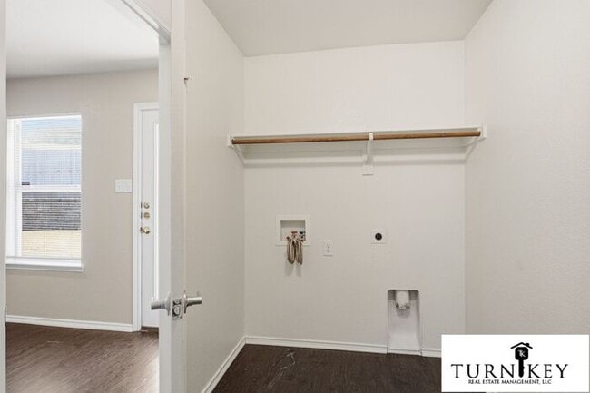 Building Photo - Available NOW in Haslet | 3BR/2BA with 2-Car Garage, Private Yard & Easy Access to 287 & I-35