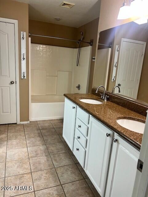 Building Photo - 3149 S Sierra Heights