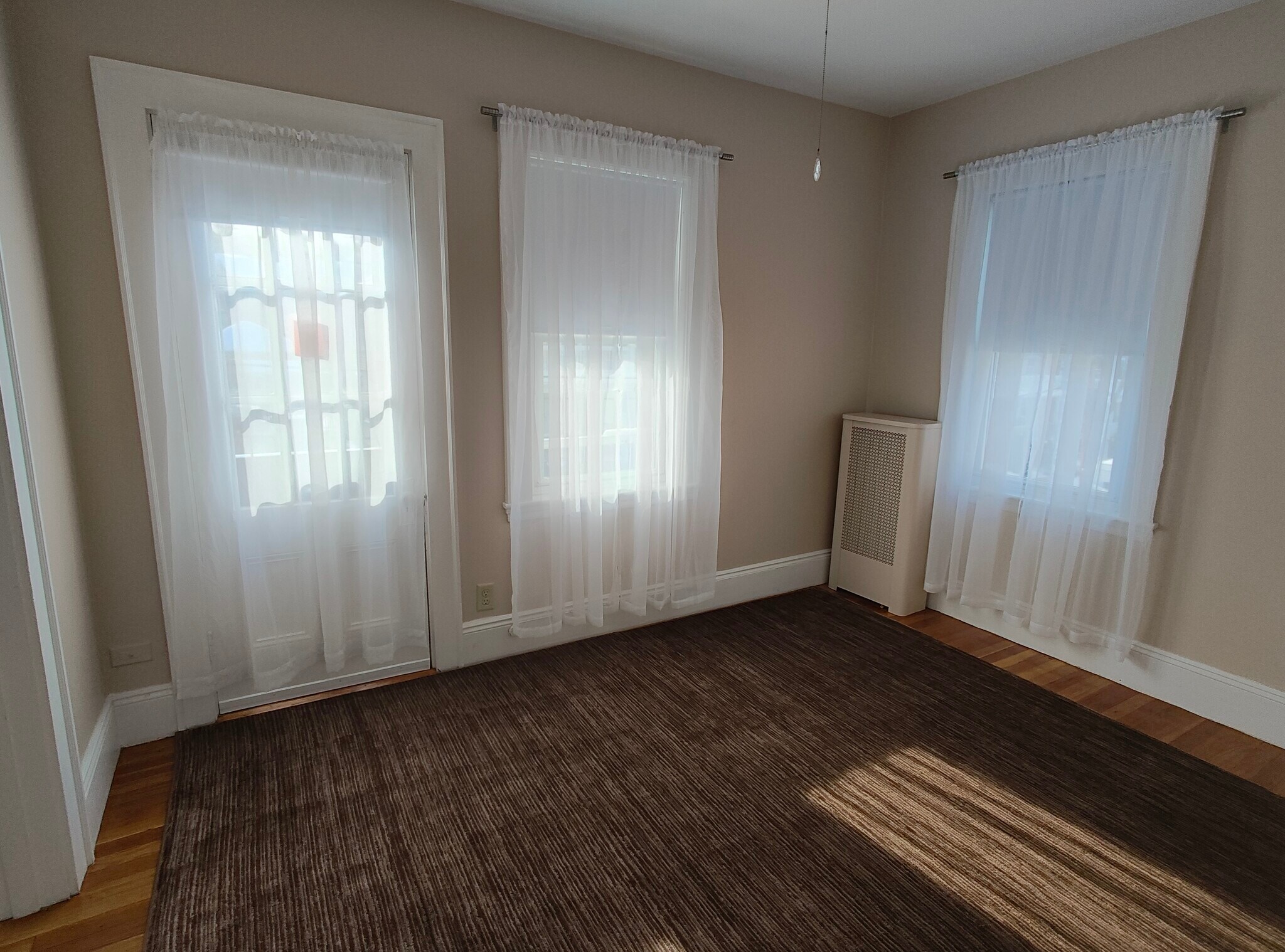 Building Photo - 19 Surry Rd