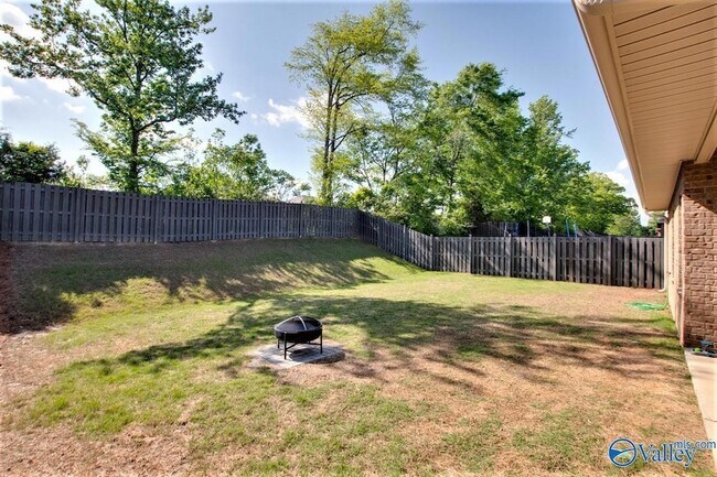 Building Photo - 155 Grey Fawn Trail