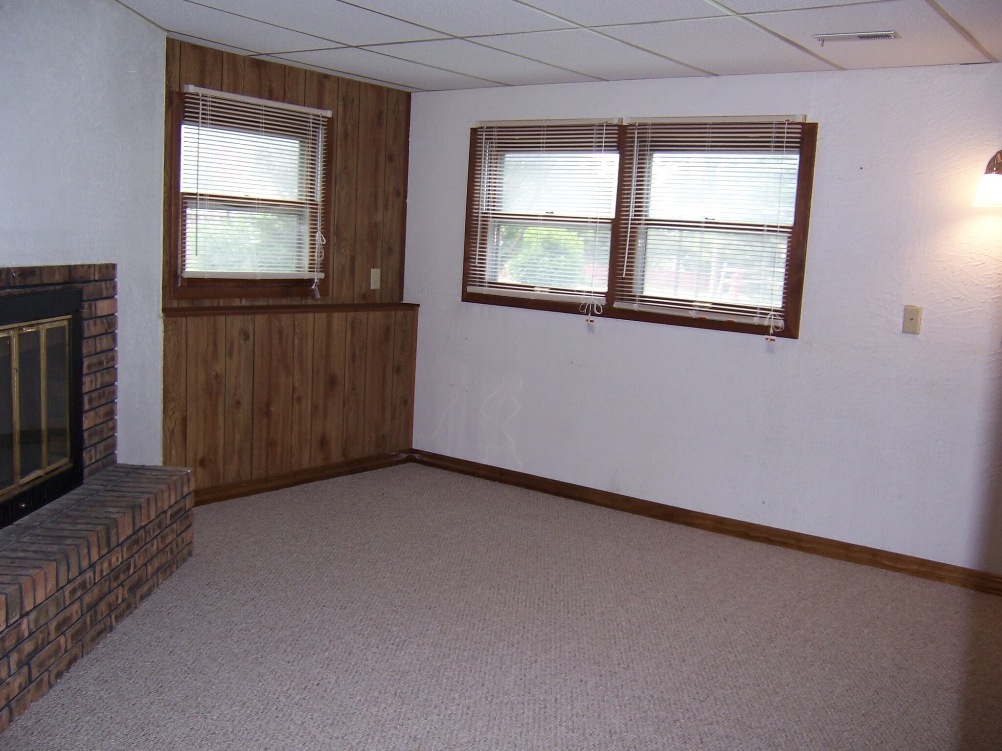 Building Photo - 1801 Johnson Dr