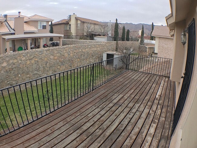 Building Photo - Northeast El Paso 3 Bed Refrig A/C