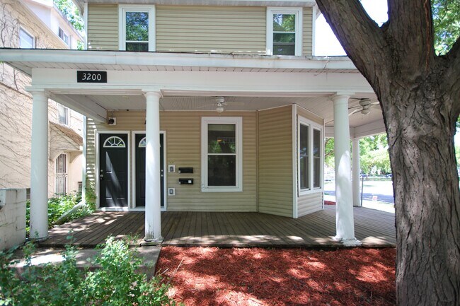 Building Photo - 3200 Aldrich Ave S