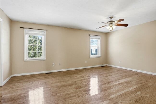 Building Photo - 1 Ernies Dr