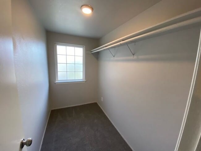 Building Photo - Brand New Remodeled 3 Bedroom 2.5 Bath  2 Car Garage