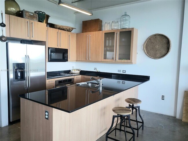 Building Photo - 8101 Biscayne Blvd