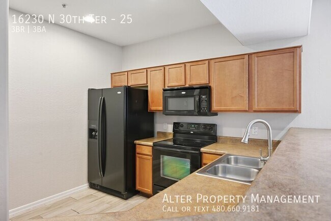 Building Photo - 16230 N 30th Terrace