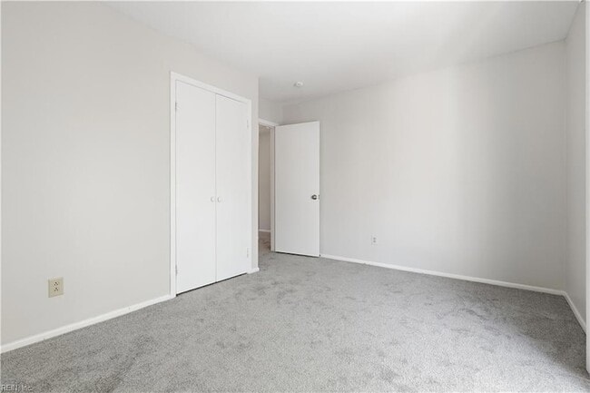 Building Photo - 1261 Clydesdale Ln