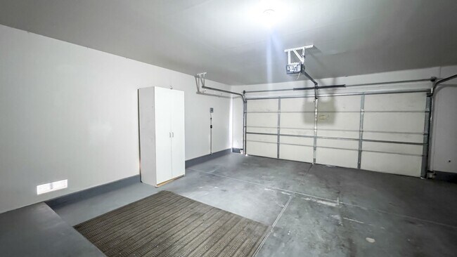 Building Photo - Upgraded Single-Story Home in Summerlin | 3 Bed, 2 Bath