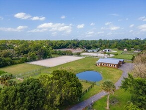 Building Photo - 13717 E Citrus Dr