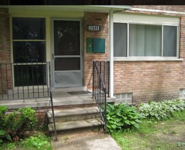 Building Photo - Westside Condo 2 bedroom 1 bath