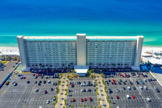 Building Photo - 8743 Thomas Dr