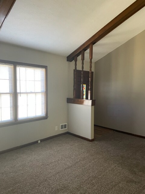 Building Photo - 9200 Loch Lea Ln