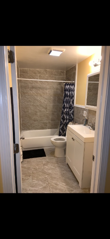 Building Photo - 18 High St