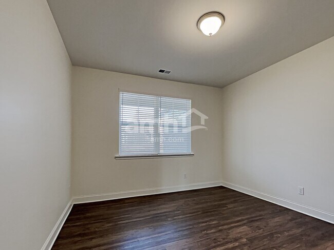 Building Photo - 5232 Blue Mountain Drive