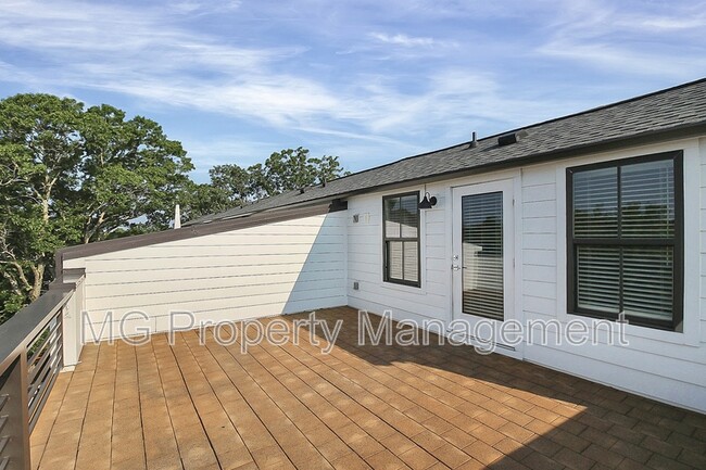 Building Photo - 11935 Fiddlers Roof Ln