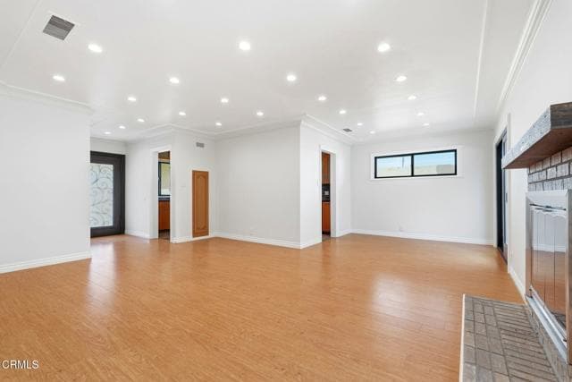 Building Photo - 1380 Rexford Ave