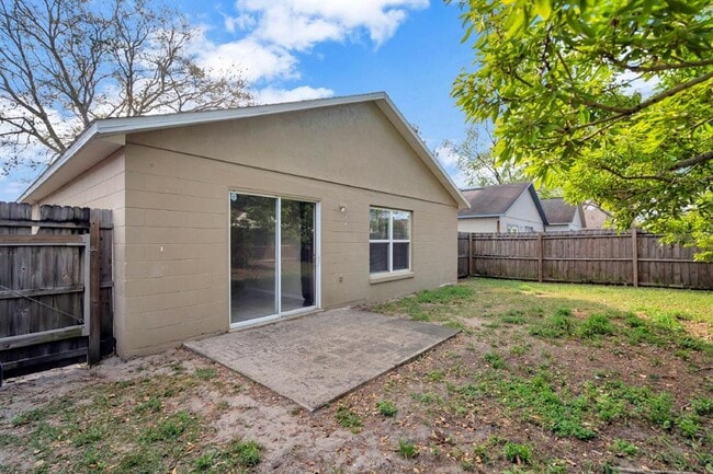 Building Photo - 1508 Sunset View Cir