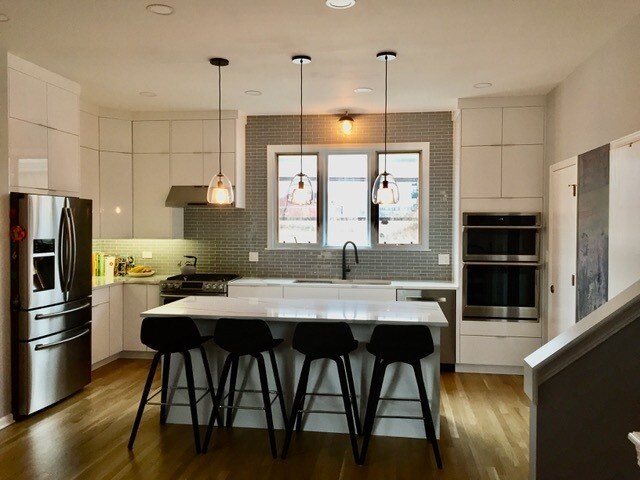 Kitchen - 1901 S Louie Pkwy