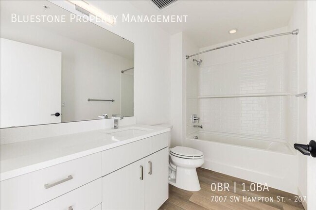 Building Photo - 7007 SW Hampton St