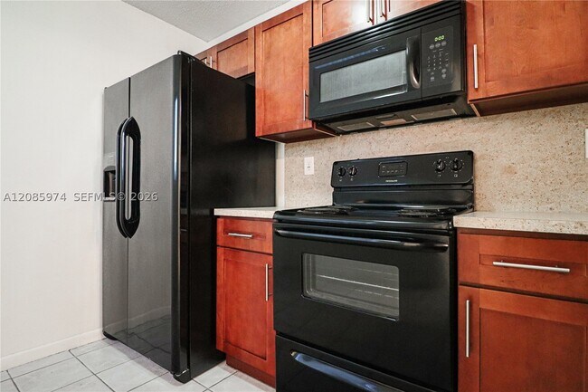 Building Photo - 1175 NW 125th Ct
