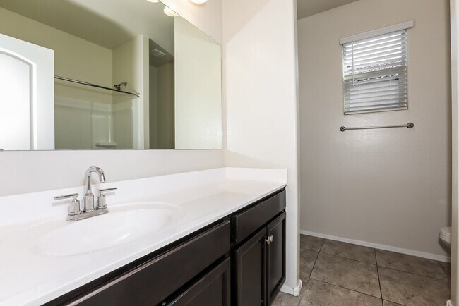 Building Photo - 4859 E Rhodium Dr