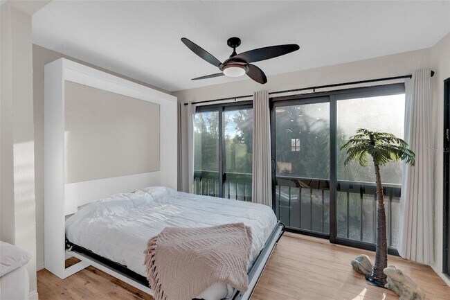 Building Photo - 15761 Windward Way Cir
