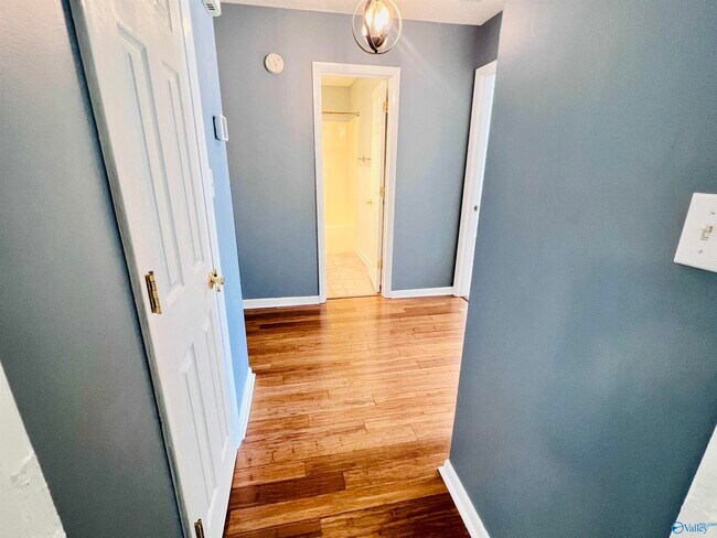 Building Photo - 116 Bibb Dr