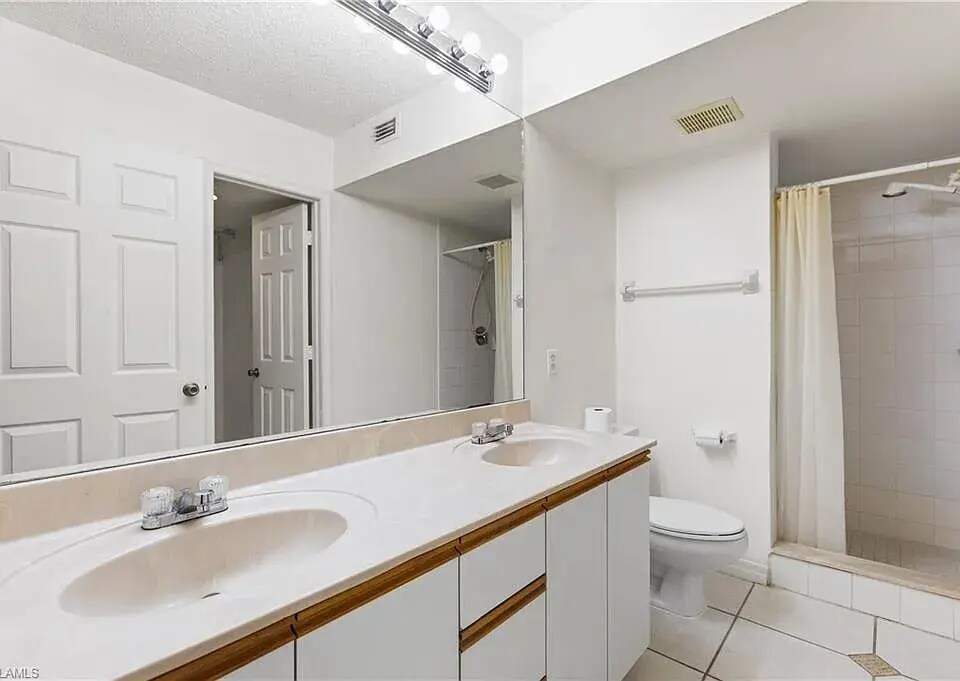 Building Photo - 117 Wading Bird Cir