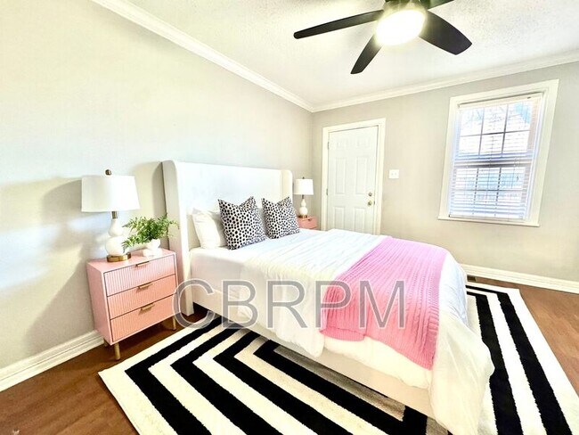 Building Photo - 2702 23rd St