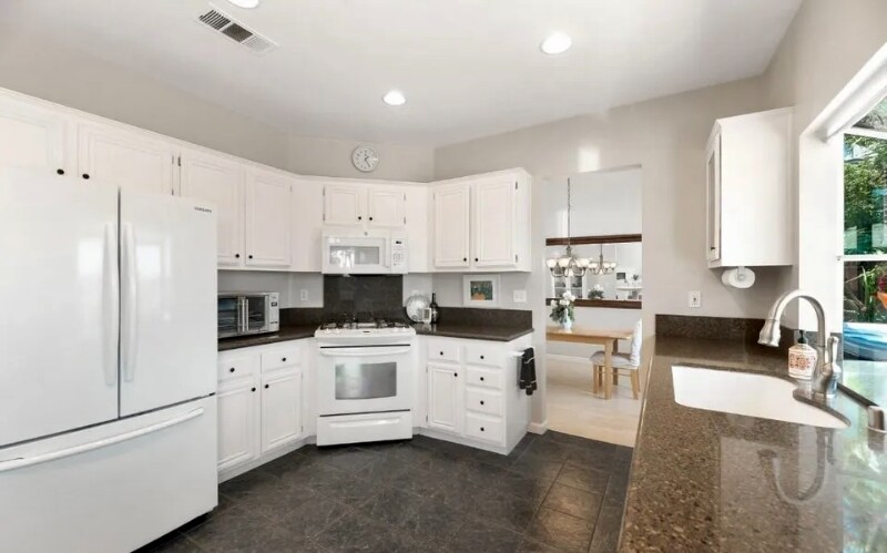 Building Photo - 4871 Marblehead Bay Dr