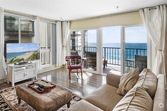 Building Photo - 1 br, 1 bath Condo - 565 Esplanade 116