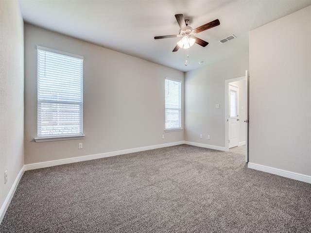 Building Photo - 1137 Gillespie Dr