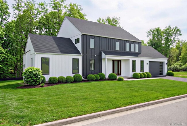 Building Photo - 24 Wildwood Dr