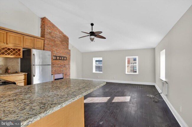 Building Photo - 1600 Frankford Ave