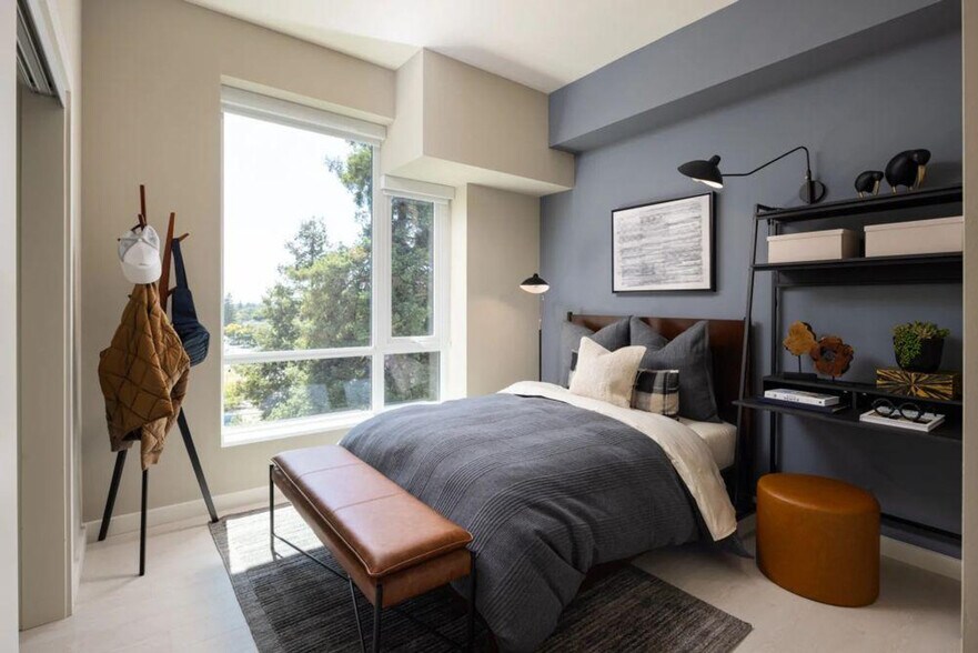 Building Photo - 240 S Taaffe St