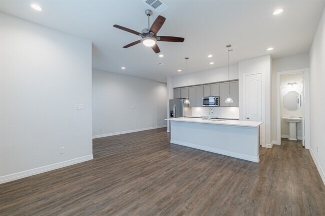 Building Photo - 11011 Cane Oak Wy