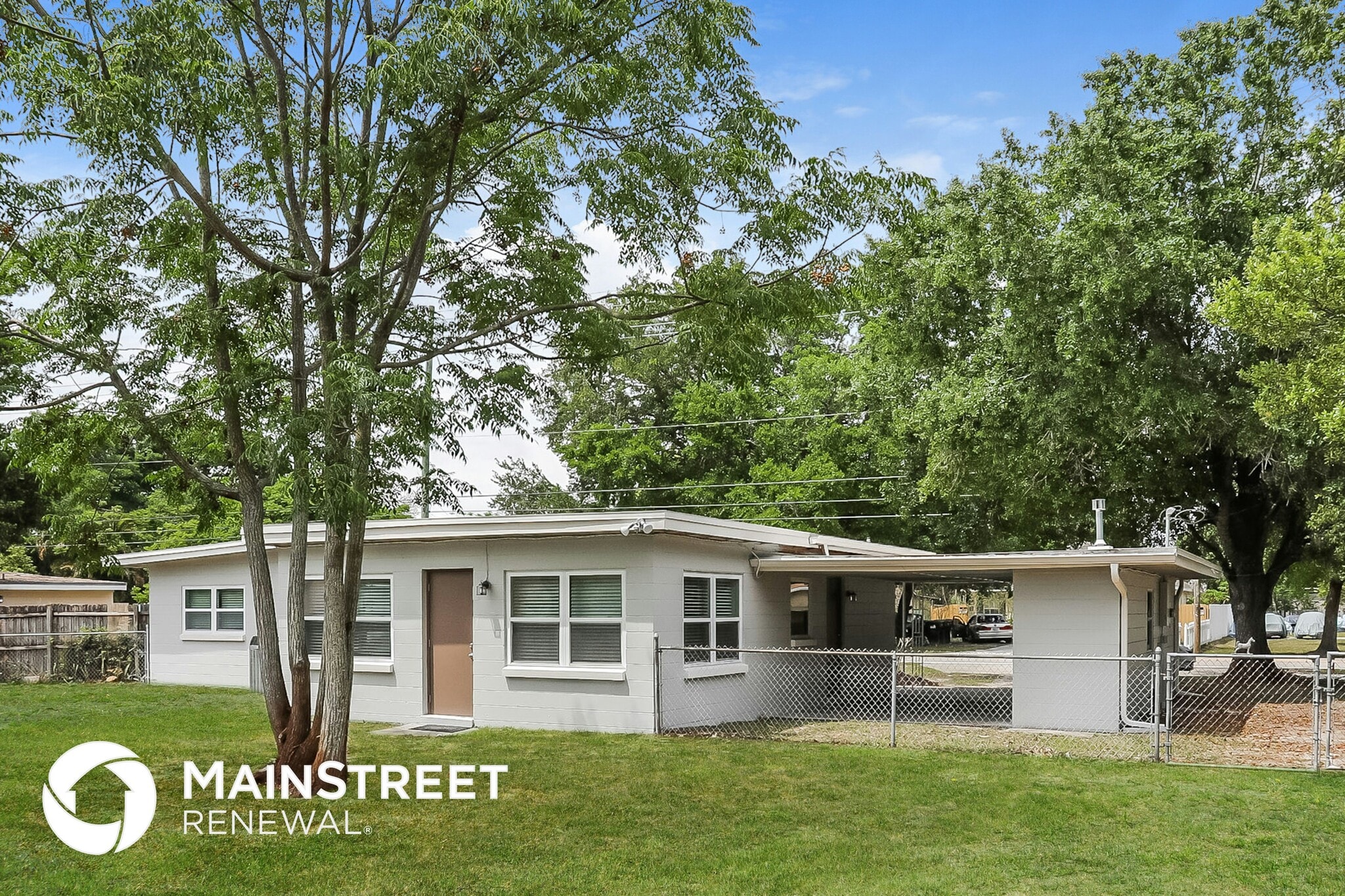 Building Photo - 5730 Oleander Dr