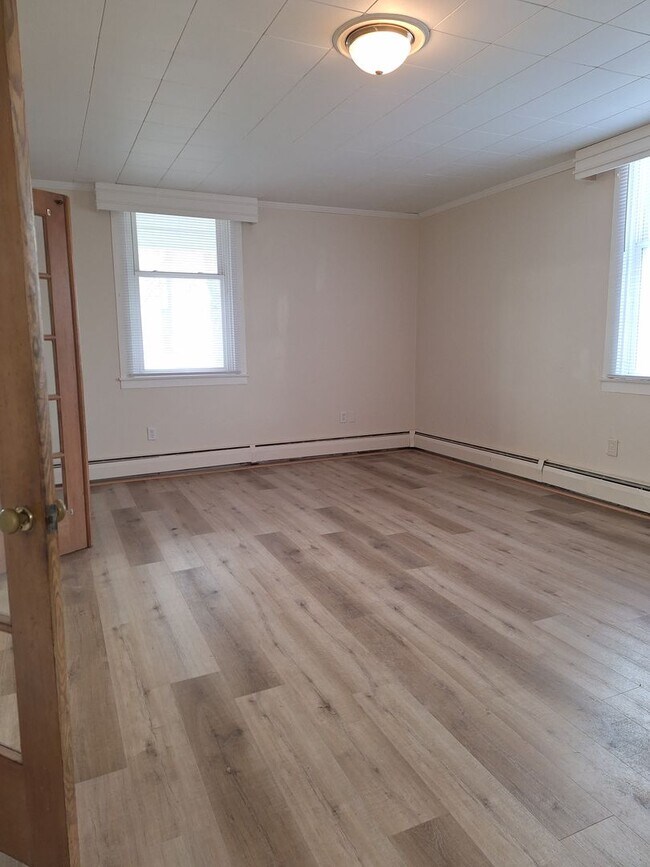 Building Photo - Beautiful 4 Bedroom House in Minster