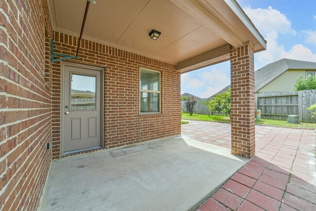 Building Photo - 27007 Soapstone Terrace Ln