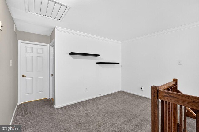Building Photo - 34 Chicopee Dr