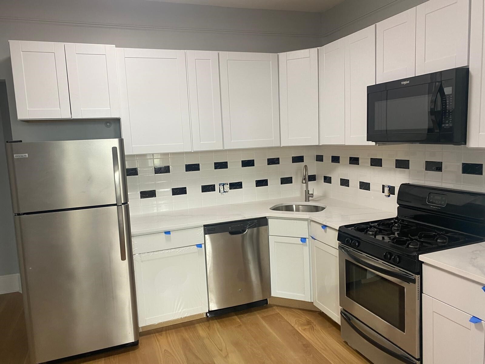Kitchen - 2003 Summit Ave