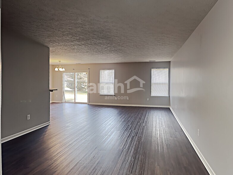 Building Photo - 7216 Burlat Ln