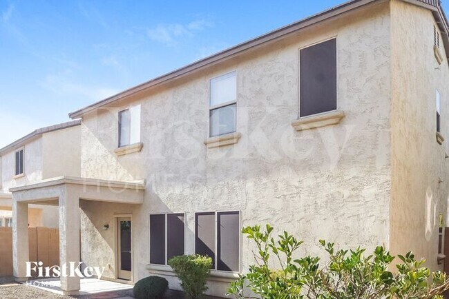 Building Photo - 4741 S Antonio