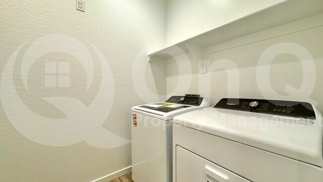 Building Photo - 10264 Bickwell Trl
