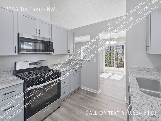 Building Photo - 3355 Tia Trace NW