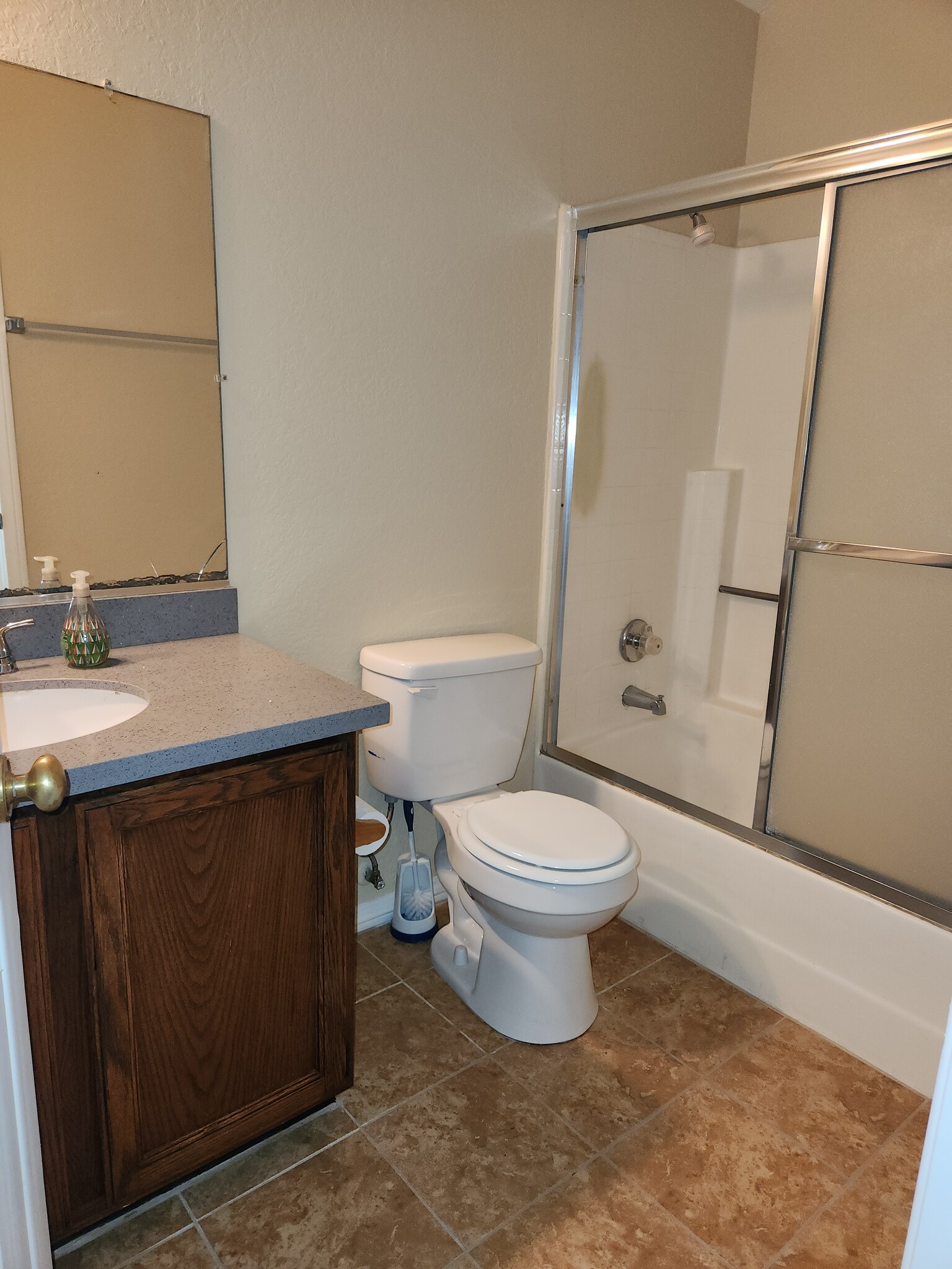 Guest Bathroom - 1208 Roswell Ave